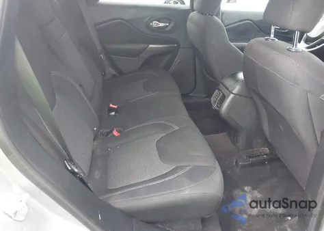 2019 Jeep Cherokee Latitude Fwd z USA, uszkodzony, nr VIN 1C4PJLCB4KD145144